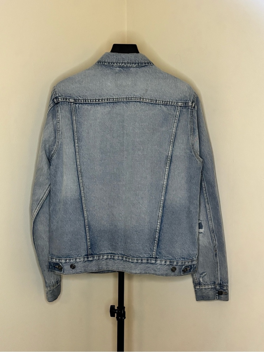 Old Navy Men's Light Wash Distressed Denim Jacket | Classic Trucker Jean Coat - Picture 4 of 7